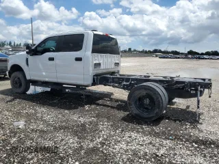 2021 Ford F-350 с VIN 1FD8W3H60MEC13563, выставлен на аукционе Copart как лот 56531435 с пробегом Не указан миль и На запчасти • Non repairable. История ставок и продаж доступна на DreamBid. Изображение 2.