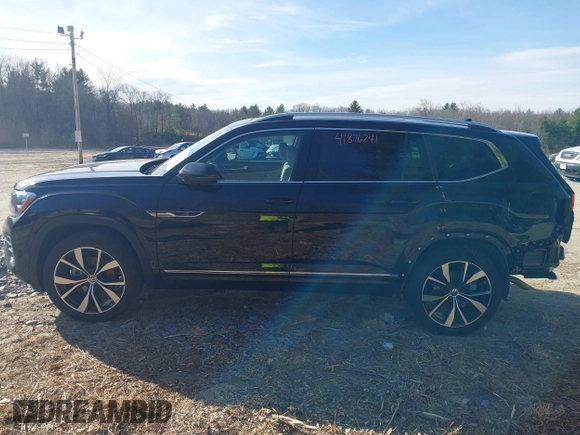 2024 Volkswagen Atlas SEL Premium R-Line z VIN 1V2FR2CAXRC571571, wystawiony jako IAAI lot #41876241 z przebiegiem 14 652 mil mil oraz . Historia ofert i sprzedaży dostępna na DreamBid. Obrazek 15.