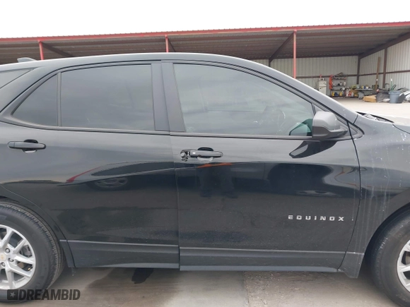 2024 Chevrolet Equinox LS with VIN 3GNAXHEG1RL235275, listed as a IAAI auction lot 41278566 with 48,546 mi miles. Bid and sale history available at carsss.com. Image 13.