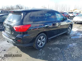 2018 Nissan Pathfinder SL with VIN 5N1DR2MN4JC635002, listed as a IAAI auction lot 41883880 with 97,723 mi miles. Bid and sale history available at carsss.com. Image 4.