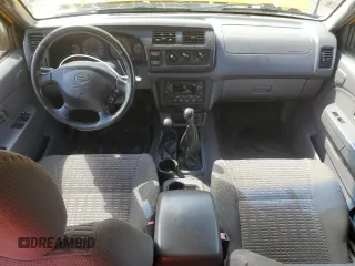 2000 Nissan Xterra XE with VIN 5N1ED28Y5YC603127, listed as a Copart auction lot 53957405 with 226,307 mi miles and Non Repairable. Bid and sale history available at carsss.com. Image 8.