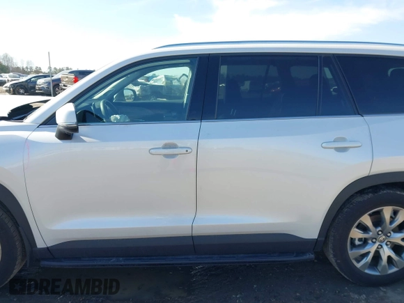 2024 Toyota Highlander XLE z VIN 5TDAAAA59RS013969, wystawiony jako IAAI lot #41816855 z przebiegiem 25 958 mil mil oraz . Historia ofert i sprzedaży dostępna na DreamBid. Obrazek 15.
