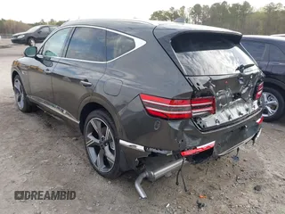 2025 Genesis GV80 z VIN KMUHCESB8SU253890, wystawiony jako IAAI lot #41908410 z przebiegiem 5 617 mil mil oraz . Historia ofert i sprzedaży dostępna na DreamBid. Obrazek 3.