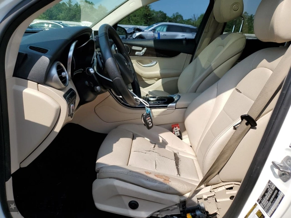 2018 Mercedes-Benz GLC 300 с VIN WDC0G4JB2JV079172, выставлен на аукционе Copart как лот 60319145 с пробегом Не указан миль и Чистый • Clean title. История ставок и продаж доступна на DreamBid. Изображение 7.