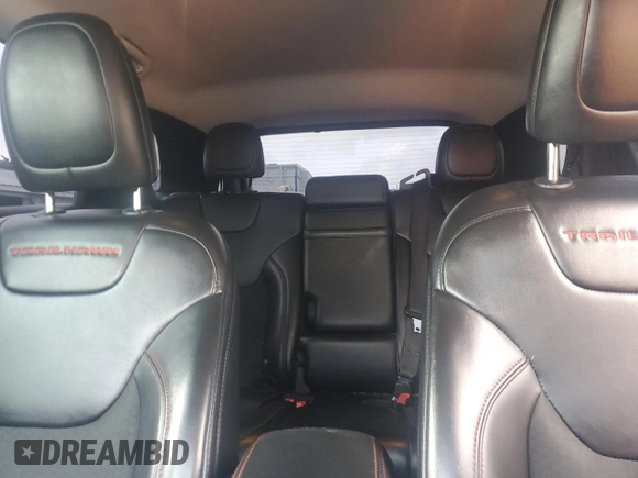 2019 Jeep Cherokee Trailhawk with VIN 1C4PJMBX9KD183116, listed as a Copart auction lot 58518265 with 124,258 mi miles and Salvage title. Bid and sale history available at DreamBid. Image 10.