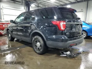 2016 Ford Utility Police Interceptor with VIN 1FM5K8AR0GGC67843, listed as a Copart auction lot 72233174 with 121,027 mi miles and Salvage Title. Bid and sale history available at carsss.com. Image 2.