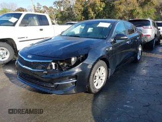 2016 Kia Optima LX z VIN 5XXGT4L30GG076989, wystawiony jako IAAI lot #41835878 z przebiegiem 150 567 mil mil oraz . Historia ofert i sprzedaży dostępna na DreamBid. Obrazek 17.