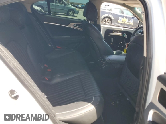 2022 Genesis G70 2.0T with VIN KMTG34TA6NU098521, listed as a Copart auction lot 55772275 with 30,439 mi miles and Salvage title. Bid and sale history available at DreamBid. Image 10.