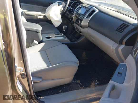 2014 Toyota Tacoma with VIN 5TFLU4EN4EX107161, listed as a IAAI auction lot 41411872 with 134,273 mi miles. Bid and sale history available at carsss.com. Image 5.