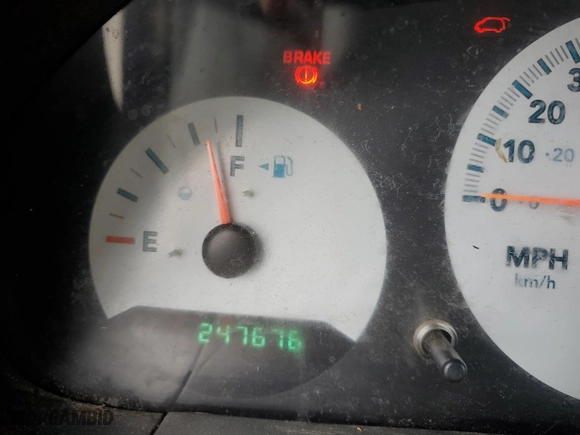 2005 Dodge Caravan SE with VIN 1D4GP25R25B395021, listed as a Copart auction lot 45104395 with 247,676 mi miles and Salvage Title. Bid and sale history available at carsss.com. Image 9.