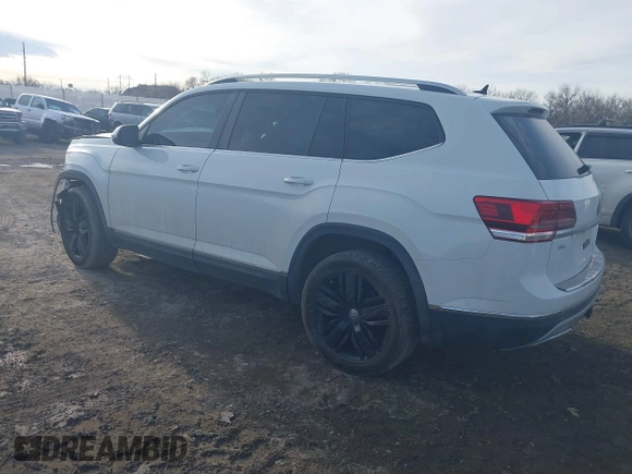 2018 Volkswagen Atlas SEL with VIN 1V2ER2CA5JC586141, listed as a IAAI auction lot 41637882 with 80,515 mi miles and . Bid and sale history available at DreamBid. Image 3.