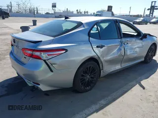 2019 Toyota Camry LE z VIN 4T1B11HKXKU259233, wystawiony jako IAAI lot #41870621 z przebiegiem 31 425 mil mil oraz . Historia ofert i sprzedaży dostępna na DreamBid. Obrazek 4.