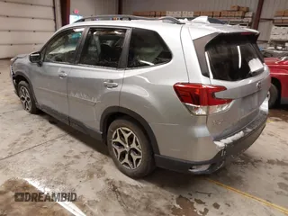 2019 Subaru Forester Premium with VIN JF2SKAGC7KH432714, listed as a IAAI auction lot 41399215 with 79,281 mi miles. Bid and sale history available at carsss.com. Image 3.