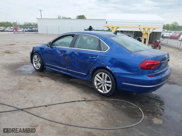 2017 Volkswagen Passat 1.8T SE w/Technology with VIN 1VWGT7A32HC003089, listed as a IAAI auction lot 41933870 with 118,863 mi miles. Bid and sale history available at carsss.com. Image 3.