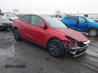 2024 Tesla Model Y Long Range with VIN 7SAYGAEE7RF133073, listed as a IAAI auction lot 41081463 with Not Provided miles and . Bid and sale history available at DreamBid. Image 1.