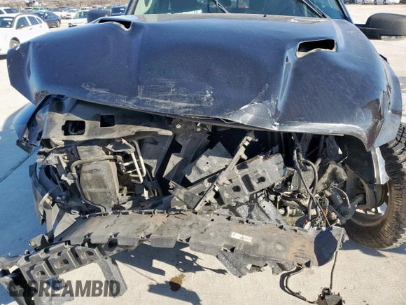 2015 Ram 1500 Sport z VIN 1C6RR6MT3FS676127, wystawiony jako Copart lot #46929125 z przebiegiem 123 582 mil mil oraz Szkoda całkowita • Salvage title. Historia ofert i sprzedaży dostępna na DreamBid. Obrazek 11.