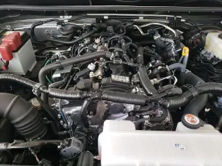 2025 Toyota 4Runner SR5 with VIN JTEVA5BRXS5025257, listed as a Copart auction lot 69380205 with 5,394 mi miles and Clean title. Bid and sale history available at DreamBid. Image 15.