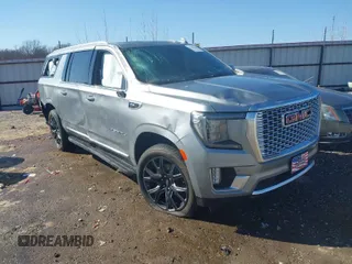 2023 GMC Yukon XL Denali with VIN 1GKS2JKL5PR550465, listed as a IAAI auction lot 41386634 with 25,984 mi miles. Bid and sale history available at carsss.com. Image 1.