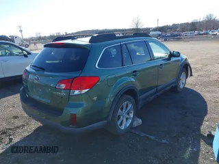 2013 Subaru Outback 2.5i Limited with VIN 4S4BRCKC6D3227927, listed as a IAAI auction lot 41570981 with 205,771 mi miles. Bid and sale history available at carsss.com. Image 4.