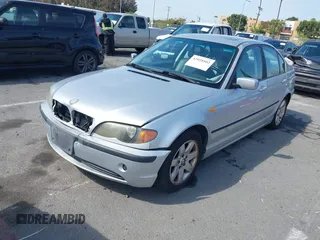 2002 BMW 3 Series 325i with VIN WBAET37492NG83135, listed as a IAAI auction lot 42028502 with 184,216 mi miles. Bid and sale history available at carsss.com. Image 17.