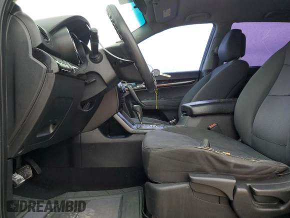 2011 Kia Sorento LX with VIN 5XYKT3A11BG014799, listed as a Copart auction lot 49966885 with 185,247 mi miles and Salvage Title. Bid and sale history available at DreamBid. Image 7.