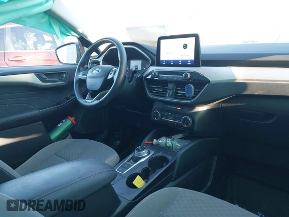 2022 Ford Escape SE with VIN 1FMCU9G66NUB95548, listed as a IAAI auction lot 40994006 with 96,581 mi miles and . Bid and sale history available at DreamBid. Image 5.