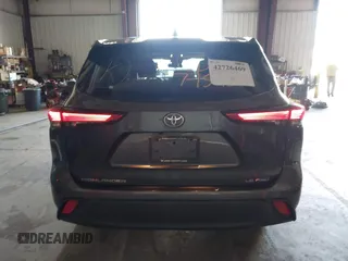 2021 Toyota Highlander L with VIN 5TDBZRBH4MS123650, listed as a IAAI auction lot 42726469 with 92,877 mi miles and . Bid and sale history available at DreamBid. Image 16.