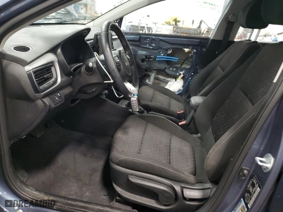 2022 Kia Rio 5-Door S with VIN 3KPA25AD4NE466638, listed as a Copart auction lot 44298125 with 22,089 mi miles and Clean Title. Bid and sale history available at carsss.com. Image 7.