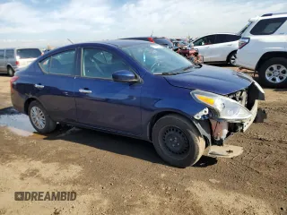 2019 Nissan Versa SV z VIN 3N1CN7AP8KL851765, wystawiony jako Copart lot #55996475 z przebiegiem 98 334 mil mil oraz Szkoda całkowita • Salvage title. Historia ofert i sprzedaży dostępna na DreamBid. Obrazek 4.