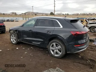 2019 Audi e-tron Premium Plus с VIN WA1LAAGE0KB021160, выставлен на аукционе Copart как лот 43576875 с пробегом 38 112 миль миль и Списание • Salvage title. История ставок и продаж доступна на DreamBid. Изображение 2.