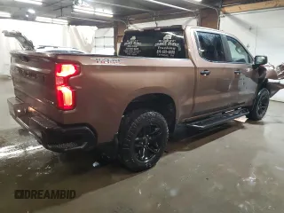 2019 Chevrolet Silverado 1500 Custom Trail Boss with VIN 3GCPYCEF2KG220731, listed as a Copart auction lot 47949865 with 74,962 mi miles and Salvage Title. Bid and sale history available at carsss.com. Image 3.