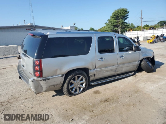 2014 GMC Yukon XL Denali with VIN 1GKS2MEF1ER223078, listed as a Copart auction lot 68473154 with 228,301 mi miles and Salvage Title. Bid and sale history available at carsss.com. Image 3.