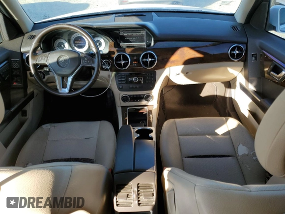 2013 Mercedes-Benz GLK 250 with VIN WDCGG0EB0DG131389, listed as a Copart auction lot 42382655 with 231,906 mi miles and Clean Title. Bid and sale history available at DreamBid. Image 8.