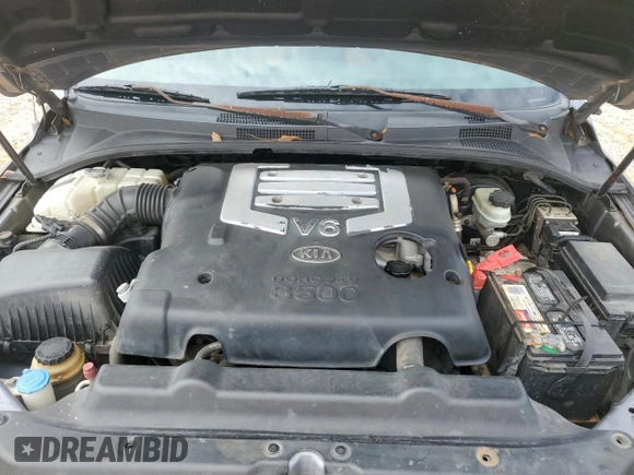 2005 Kia Sorento LX with VIN KNDJD733055403932, listed as a Copart auction lot 47476185 with 212,573 mi miles and Salvage Title. Bid and sale history available at carsss.com. Image 12.