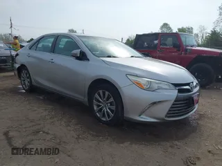 2016 Toyota Camry XLE z VIN 4T1BF1FK7GU502816, wystawiony jako IAAI lot #42129658 z przebiegiem 179 177 mil mil oraz . Historia ofert i sprzedaży dostępna na DreamBid. Obrazek 1.