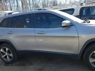 2019 Jeep Cherokee Limited with VIN 1C4PJMDX1KD423367, listed as a IAAI auction lot 41655265 with 121,178 mi miles and . Bid and sale history available at DreamBid. Image 14.