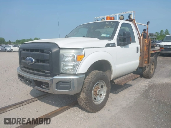 2011 Ford F-350 z VIN 1FDBF3B68BEB59067, wystawiony jako IAAI lot #42295432 z przebiegiem 175 749 mil mil oraz . Historia ofert i sprzedaży dostępna na DreamBid. Obrazek 18.