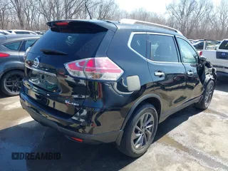 2016 Nissan Rogue SV z VIN 5N1AT2MV1GC896150, wystawiony jako IAAI lot #41776638 z przebiegiem 66 781 mil mil oraz . Historia ofert i sprzedaży dostępna na DreamBid. Obrazek 4.