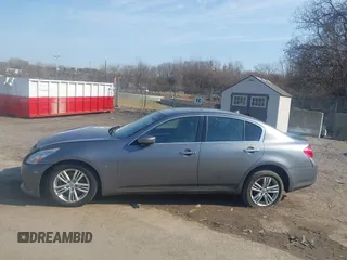 2015 Infiniti Q40 with VIN JN1CV6AR0FM521528, listed as a IAAI auction lot 41794278 with 127,821 mi miles and . Bid and sale history available at DreamBid. Image 14.