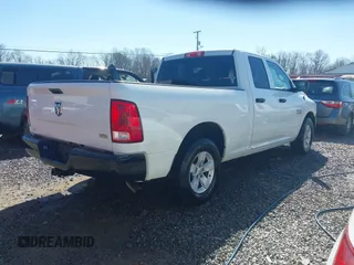 2016 Ram 1500 Express z VIN 1C6RR6FG2GS242881, wystawiony jako IAAI lot #41657054 z przebiegiem 126 658 mil mil oraz . Historia ofert i sprzedaży dostępna na DreamBid. Obrazek 4.
