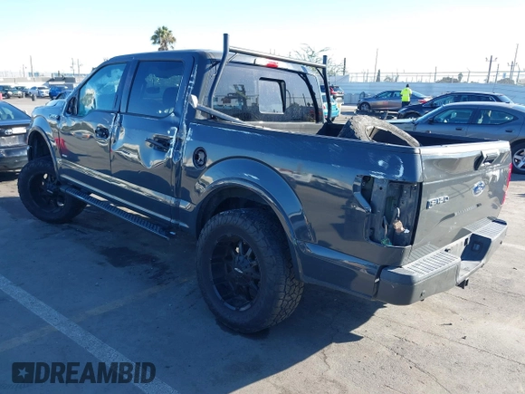 2016 Ford F-150 XL with VIN 1FTEW1CG4GKE46007, listed as a IAAI auction lot 41342218 with 211,015 mi miles and . Bid and sale history available at carsss.com. Image 3.
