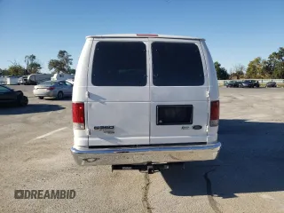 2010 Ford Econoline Passenger XL z VIN 1FBSS3BL6ADA82911, wystawiony jako Copart lot #75835684 z przebiegiem 394 007 mil mil oraz Szkoda całkowita • Salvage title. Historia ofert i sprzedaży dostępna na DreamBid. Obrazek 6.