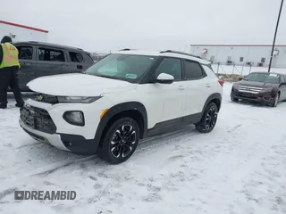 2023 Chevrolet TrailBlazer LT with VIN KL79MRSL8PB059963, listed as a IAAI auction lot 41277057 with 27,451 mi miles and . Bid and sale history available at DreamBid. Image 17.