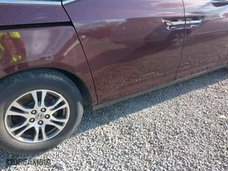 2011 Honda Odyssey EX with VIN 5FNRL5H49BB065002, listed as a IAAI auction lot 42043441 with 248,687 mi miles. Bid and sale history available at carsss.com. Image 19.