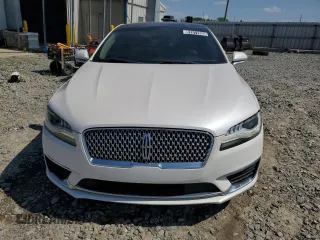2017 Lincoln MKZ Select z VIN 3LN6L5CC2HR625396, wystawiony jako Copart lot #57611935 z przebiegiem 160 366 mil mil oraz Czysty tytuł • Clean title. Historia ofert i sprzedaży dostępna na DreamBid. Obrazek 5.
