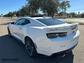 2022 Chevrolet Camaro ZL1 with VIN 1G1FK1R61N0129527, listed as a Copart auction lot 88288895 with 19,037 mi miles and Clean Title. Bid and sale history available at carsss.com. Image 3.