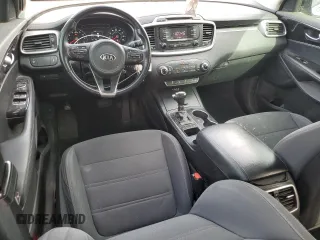 2016 Kia Sorento LX with VIN 5XYPG4A39GG086813, listed as a Copart auction lot 49260685 with 129,616 mi miles and Salvage Title. Bid and sale history available at DreamBid. Image 8.