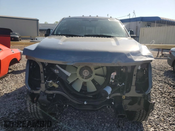 2024 Ford F-350 XL with VIN 1FT8W3BTXREE32301, listed as a Copart auction lot 52863145 with 3,268 mi miles and Salvage Title. Bid and sale history available at DreamBid. Image 5.