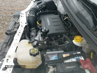 2019 Chevrolet Sonic LT z VIN 1G1JG6SB2K4141156, wystawiony jako IAAI lot #42453574 z przebiegiem 63 230 mil mil oraz . Historia ofert i sprzedaży dostępna na DreamBid. Obrazek 20.