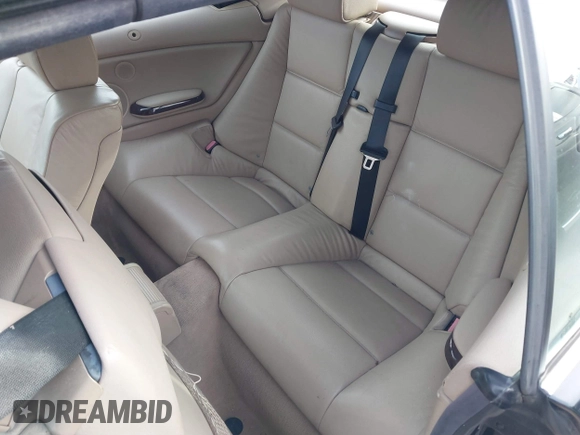 2006 BMW 3 Series 325Ci with VIN WBABW33466PX86228, listed as a IAAI auction lot 41612664 with 116,520 mi miles. Bid and sale history available at carsss.com. Image 8.